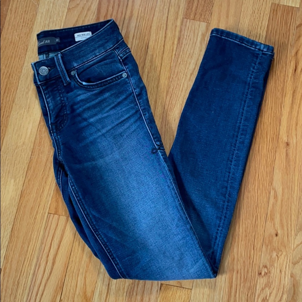 LEVEL 99 Jean size 24